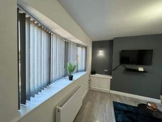 Cosy, Modern Home Near BHX, NEC and City Centre - Photo 8