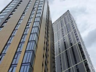 Stylish 2 Bed Apartment on Broad Street! - Photo 6