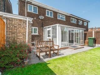 - TRINITY STAY'S - MODERN 4 BEDRROM HOUSE Ideal for Contractors, Groups and families ,FREE parking for multiple vehicle's - Photo 11