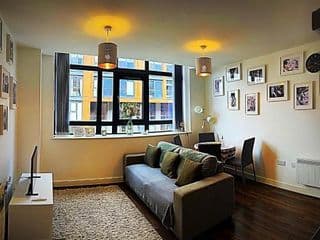 Cotton Apartment Chinatown Central Stay