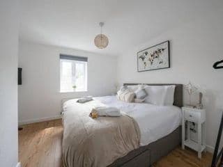 Stylish 2-bed home - For Company contractor and Leisure stays - NEC, Airport, HS2, Contractors, Resort World