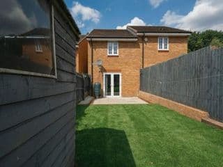 Stylish 2-bed home - For Company contractor and Leisure stays - NEC, Airport, HS2, Contractors, Resort World - Photo 21