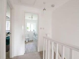 Stylish 2-bed home - For Company contractor and Leisure stays - NEC, Airport, HS2, Contractors, Resort World - Photo 7