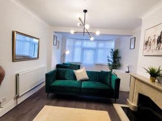 Large 5 BRH for Contractors,Families and Business free parking - Photo 15