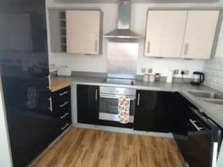 Melody-2beds 1bath, Chinatown with free parking - Photo 6