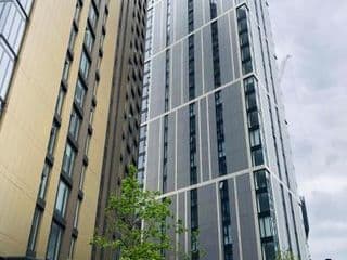Lovely One Bedroom Apartment on Broad Street! - Photo 2