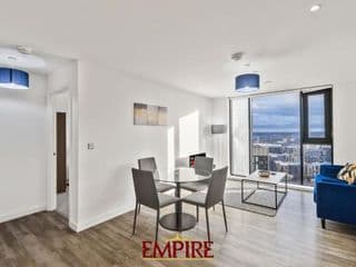 Lovely One Bedroom Apartment on Broad Street! - Photo 5