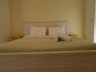 Pass the Keys Well Located Modern 5 Bedroom House - Photo 24