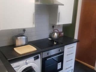 GROUND FLOOR OLIVE SUITE, DIGBETH STUDIO (SLEEPS 2) - Photo 7