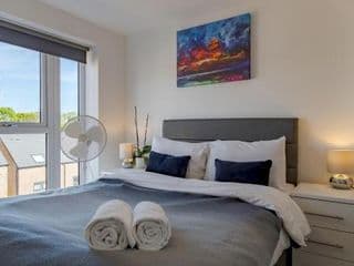 Pass the Keys NEW Chic 2 Bed Pad Central Free Parking - Photo 5