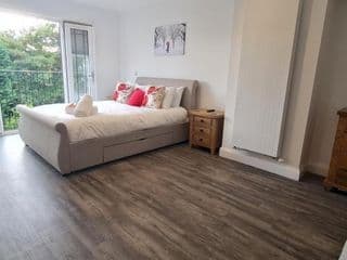 Pass the Keys Attractive Modern 2 Bedroom House in Harborne - Photo 11