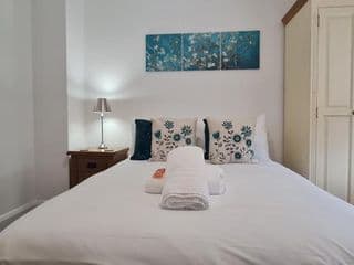 Pass the Keys Attractive Modern 2 Bedroom House in Harborne - Photo 18