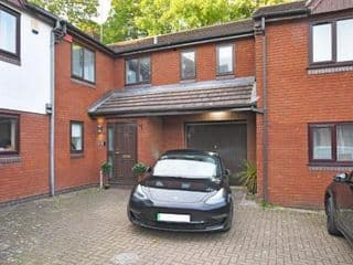 Townhouse @ Aboyne Close Birmingham - Photo 11