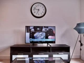 Stylish Birmingham City Centre Apartment - Photo 11