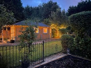 Huge Property Sleeps 16, Near NEC, City Centre, HS2 - Photo 6