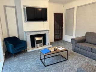 Huge Property Sleeps 16, Near NEC, City Centre, HS2 - Photo 7