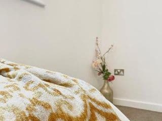 Lovely 2-bedroom condo with a free parking - Photo 7