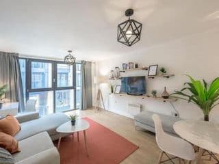 Modern 1 bedroom flat in the city centre