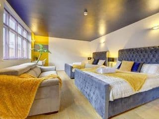 City Centre, 2 Bedroom, Secured Parking, 3 King Bed, WiFi Sleep 6 Guest Comfortable on Three King Size Beds, Jewellery Quarter , Birmingham City Centre , Allocated Secured Parking - Photo 21