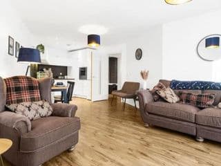 Magical - 2Bed Apartment- City Centre-Free Parking - Photo 11