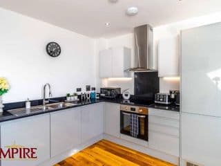 Stunning One Bedroom Duplex Apartment In Heart of Jewellery Quarter - Photo 6