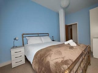 Pass the Keys Spacious Apartment Minutes to Birmingham Centre - Photo 23