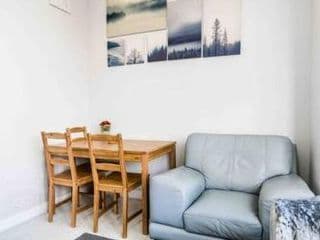 Modern flat in Moseley with Free Parking - Photo 8