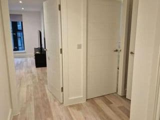 Modern-New Build Apartment in Birmingham - Photo 14