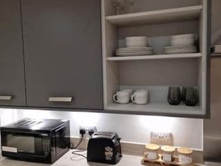 Modern-New Build Apartment in Birmingham - Photo 18