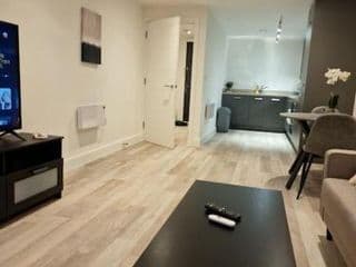Modern-New Build Apartment in Birmingham - Photo 20