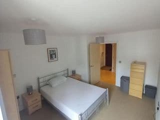Centrally situated 1 bedroom apartment! - Photo 3