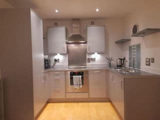 Centrally situated 1 bedroom apartment! - Photo 7