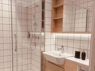 2 Bed Brand New Prestige Apartment in City Centre - Photo 3