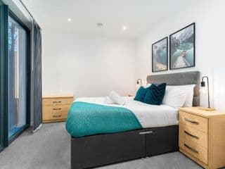 Aqua-Themed 2 Bedroom Cosy Apartment - City Centre - Photo 5