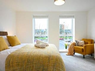 Luxury 4 Bed House with Gated Parking in the Heart of Birmingham! - Photo 18