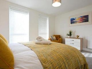 Luxury 4 Bed House with Gated Parking in the Heart of Birmingham! - Photo 21