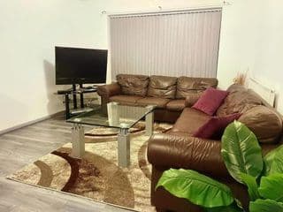 Luxury 3 Bed Apartment Near QE Hospital Harborne Birmingham New - Photo 17