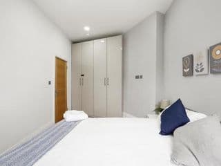 3BR Duplex Penthouse Harrow centre - Photo 11
