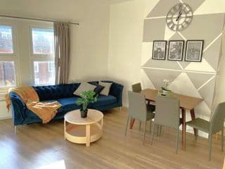 3BR Duplex Penthouse Harrow centre - Photo 3