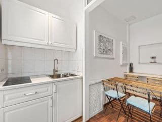 Budget Apartment am Fernsehturm - Photo 12