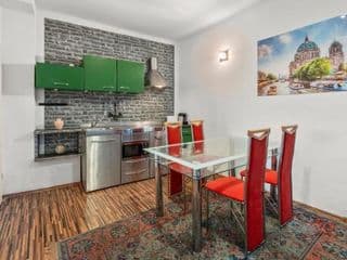 Budget Apartment am Fernsehturm - Photo 6