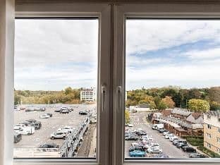 2 bedroom apartment Edinburgh Gate Harlow - Photo 2