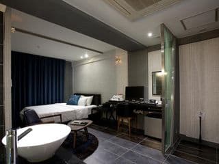 H I P Hotel - Photo 12