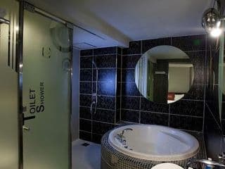 H I P Hotel - Photo 17