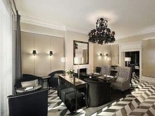 Eccleston Square Hotel - Photo 4