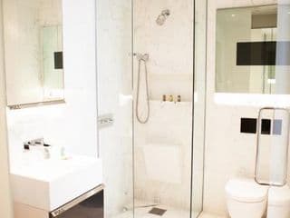 Eccleston Square Hotel - Photo 9