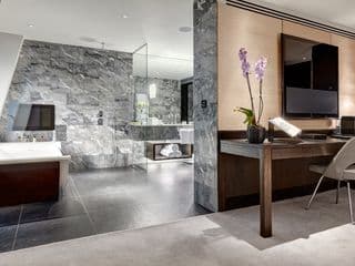 South Place Hotel - Photo 4