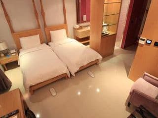 Grammos Hotel - Photo 3