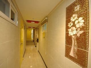 Dongdaemun Hwashin Hostel - Photo 19