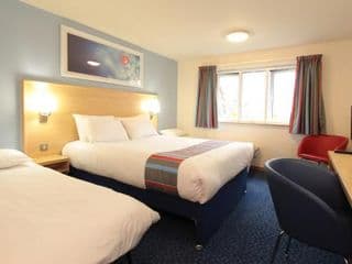 Travelodge London Kingston Upon Thames - Photo 6